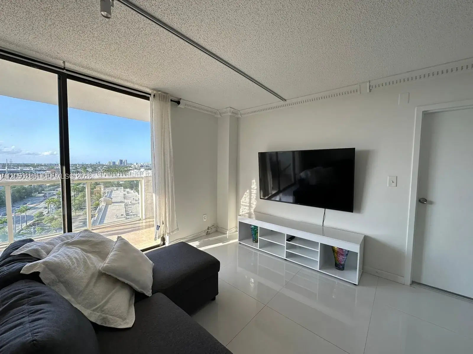 2 bedroom 2 bath Residential Lease for rent at 13499 Biscayne Blvd # 1407, North Miami FL 33181