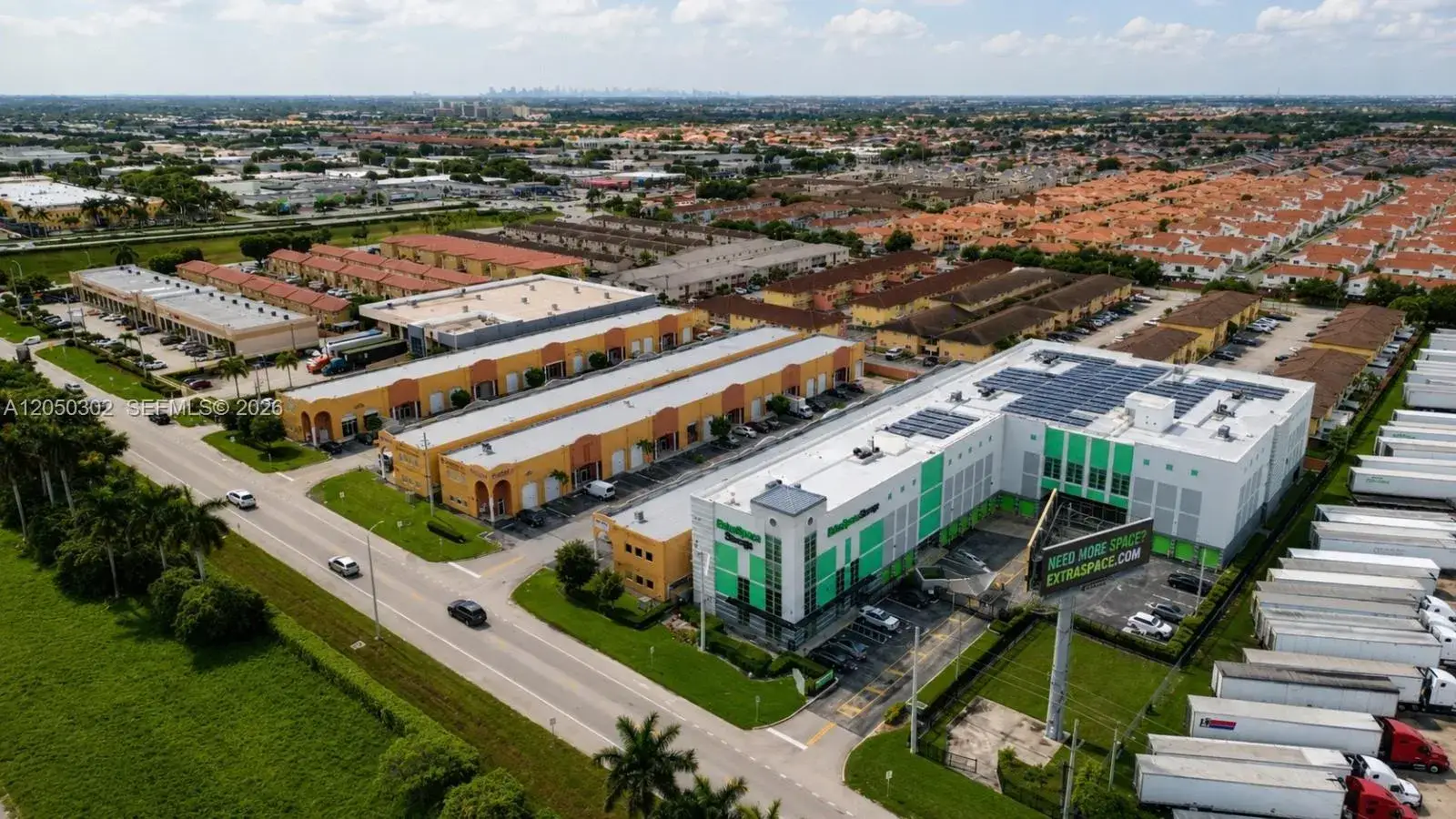 2950 W 84th St, Hialeah FL 33018