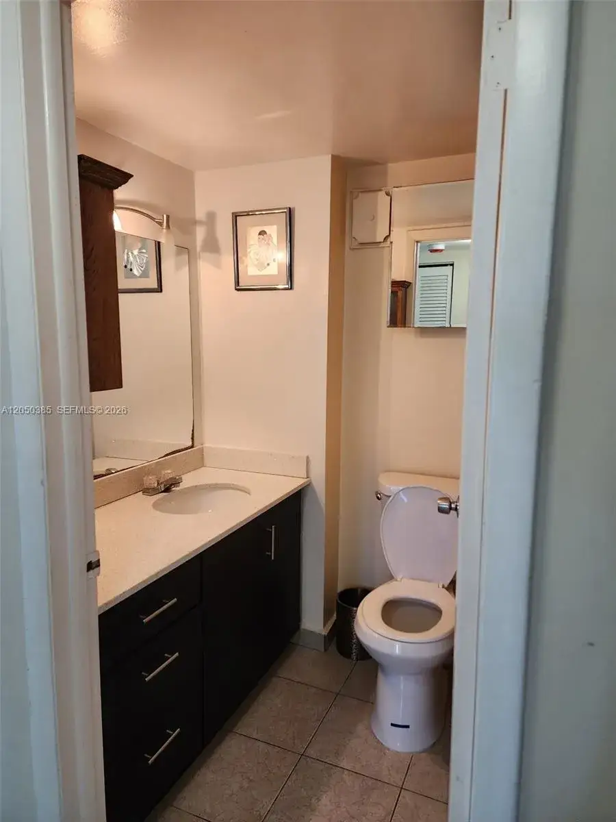 1 bedroom 1 bath Residential Lease for rent at 250 180th Dr # 301, Sunny Isles Beach FL 33160