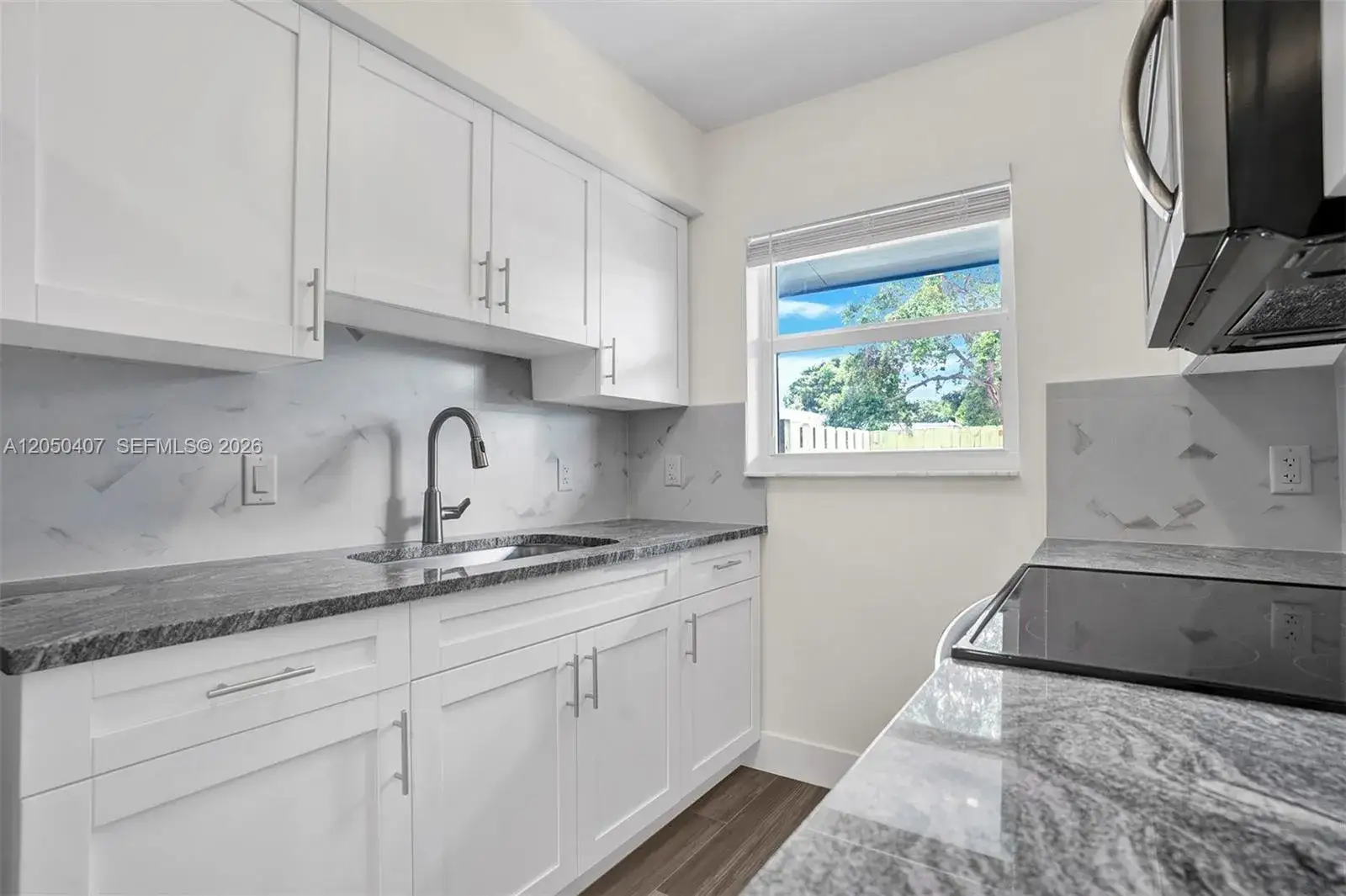 1 bedroom 1 bath Residential Lease for rent at 929 South N St # 4, Lake Worth FL 33460