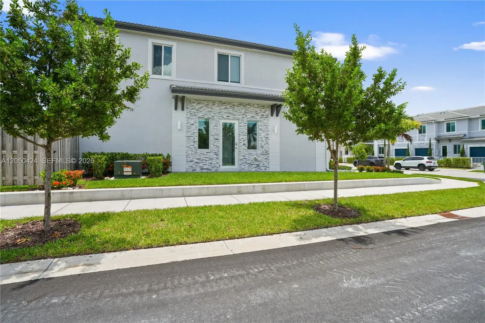 4 bedroom 3 bath Residential for sale at 715 SE 15th St, Homestead FL 33034