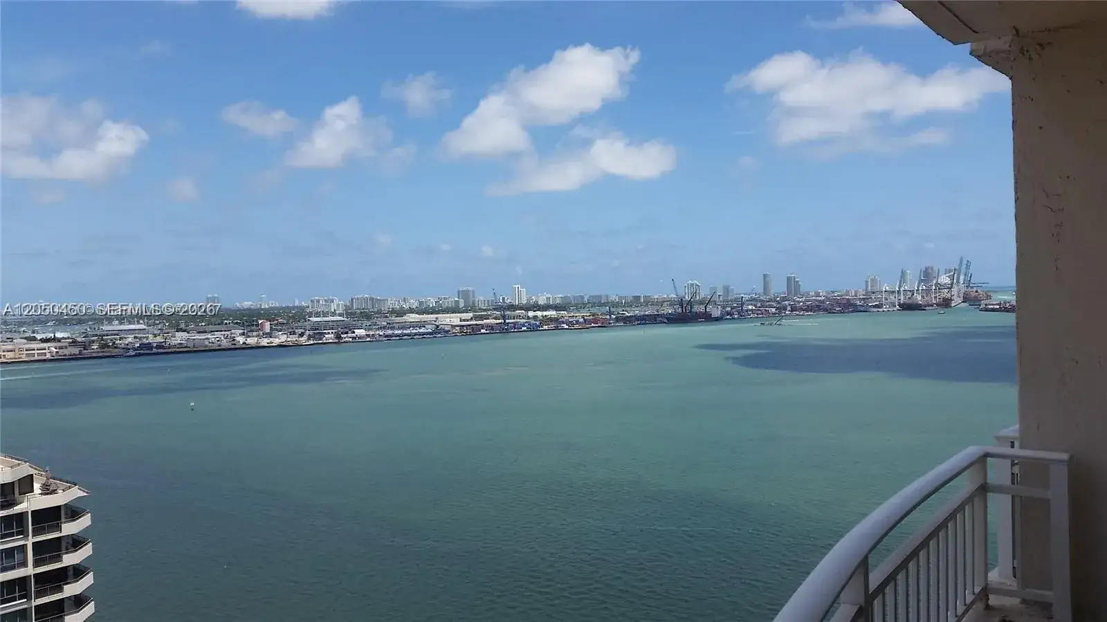 1 bedroom 1 bath Residential Lease for rent at 770 Claughton Island Dr # 2107, Miami FL 33131