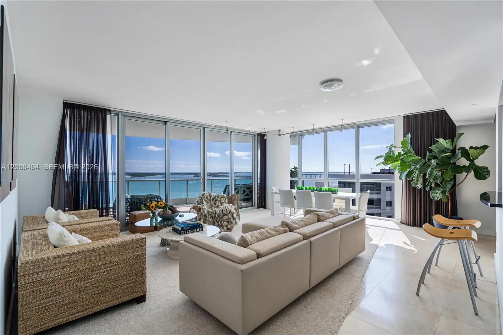 2 bedroom 2 bath Residential Lease for rent at 1331 Brickell Bay Dr # 1611, Miami FL 33131