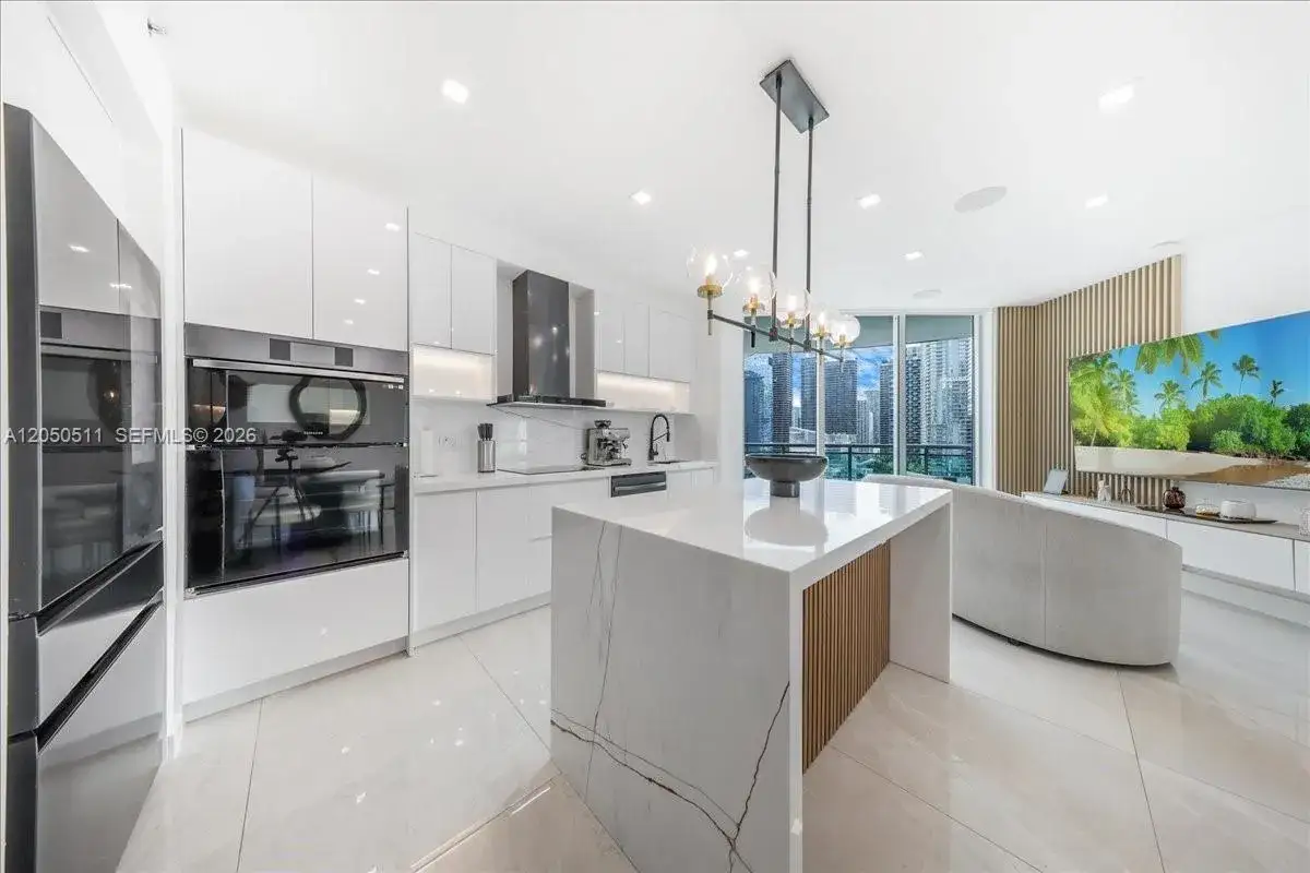 2 bedroom 2 bath Residential for sale at 350 S Miami Ave # 2314, Miami FL 33130