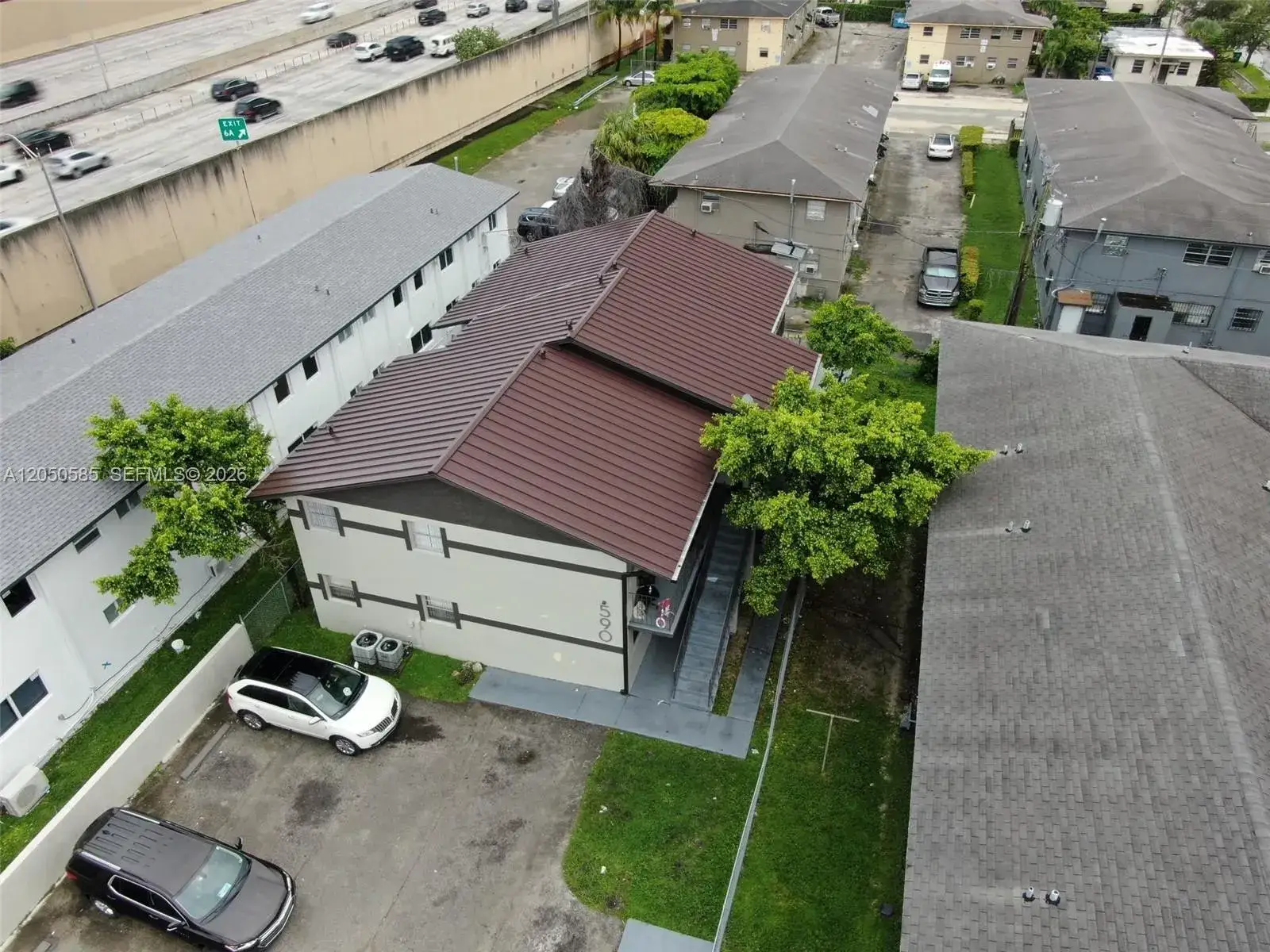 2 bedroom 1 bath Residential Lease for rent at 590 NW 65th St # 3, Miami FL 33150