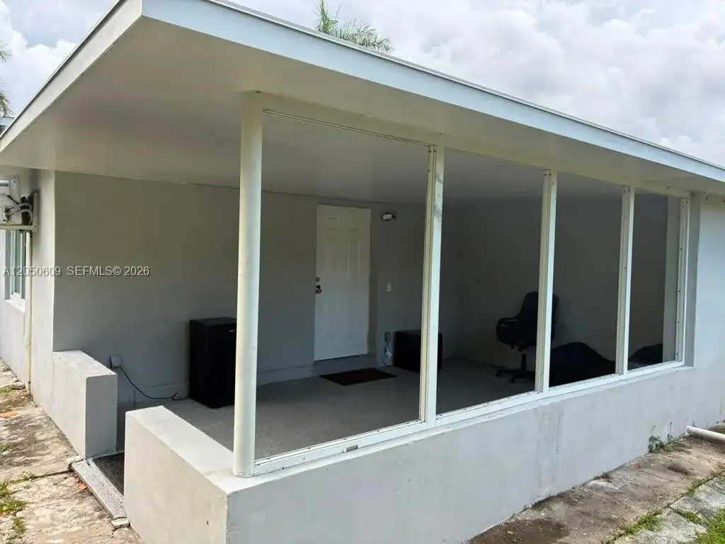 1 bath Residential Lease for rent at 3700 NE 13th Ter # 1, Pompano Beach FL 33064