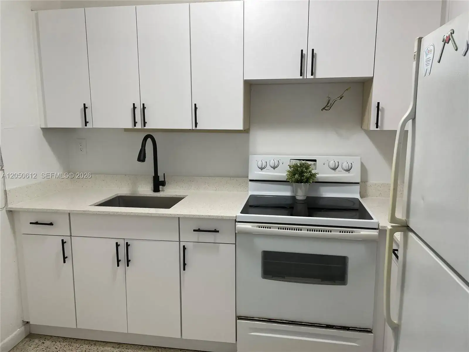 2 bedroom 1 bath Residential for sale at 142 SW 18th Ave # 19, Miami FL 33135