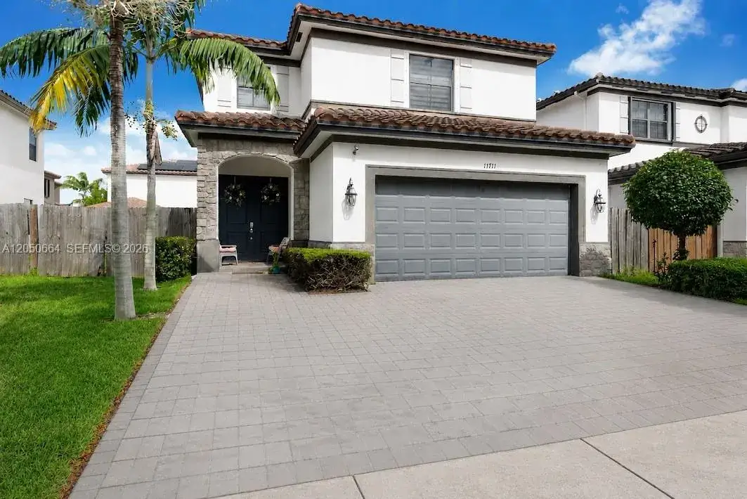 4 bedroom 3 bath Residential Lease for rent at 11711 SW 254th St # 0, Homestead FL 33032