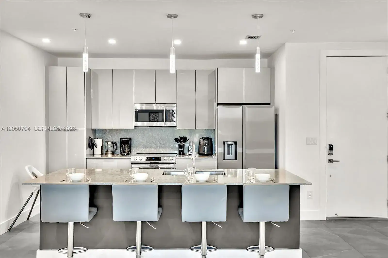3 bedroom 3 bath Residential Lease for rent at 2100 Miami Rd # 303, Fort Lauderdale FL 33316