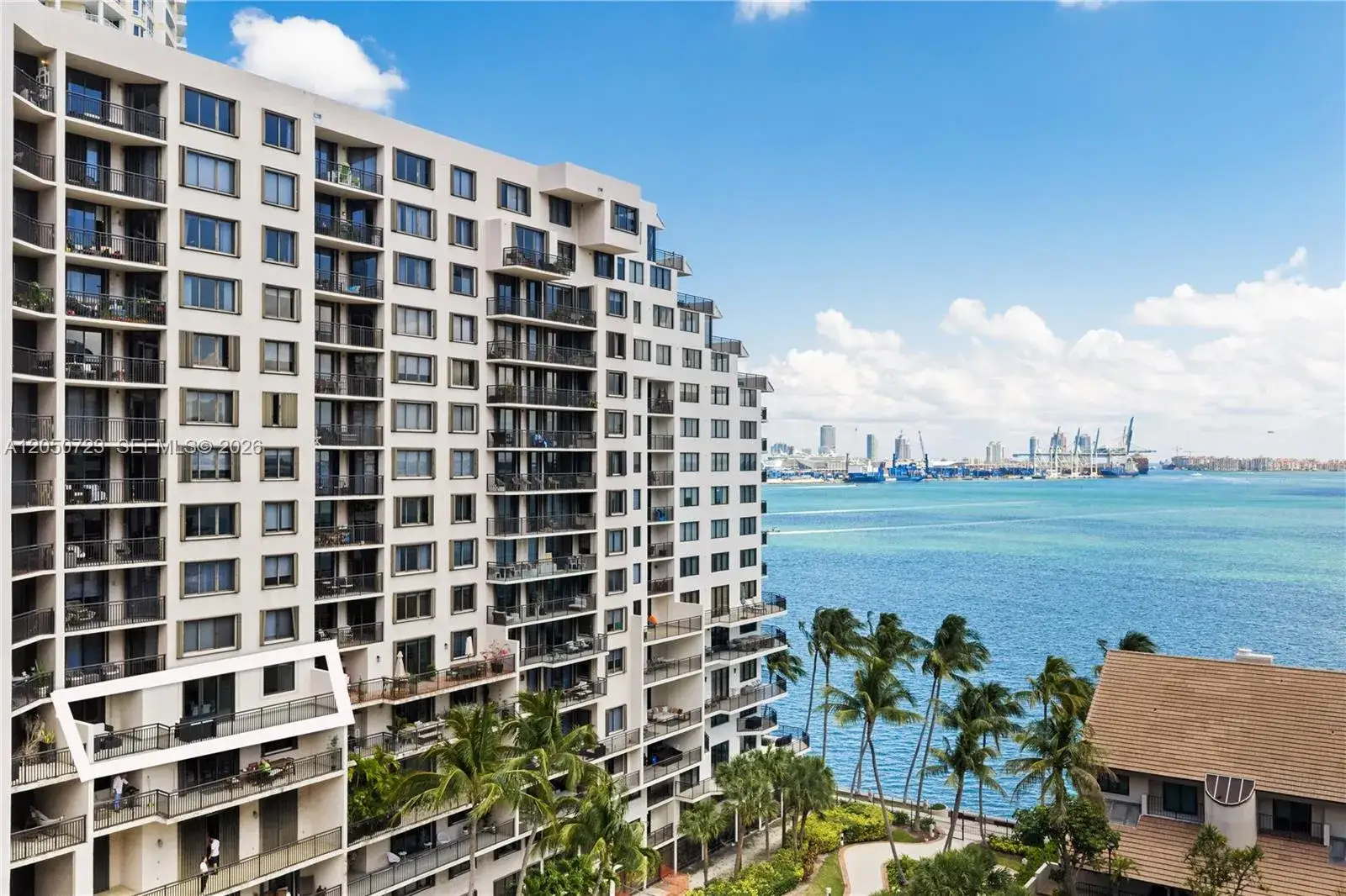 2 bedroom 2 bath Residential Lease for rent at 540 Brickell Key Dr # 719, Miami FL 33131