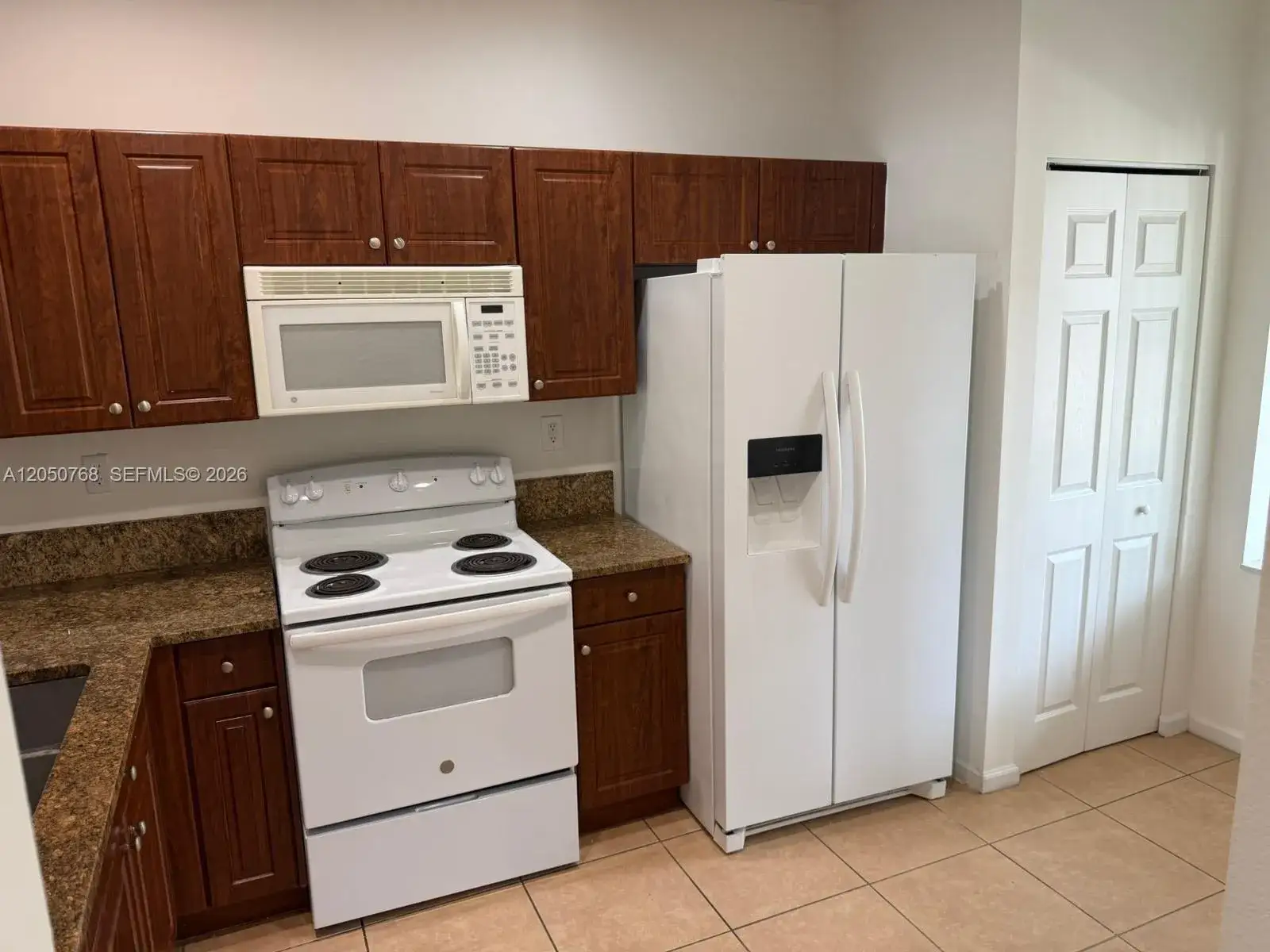 2 bedroom 2 bath Residential Lease for rent at 8250 SW 27th St # 104, Miramar FL 33025
