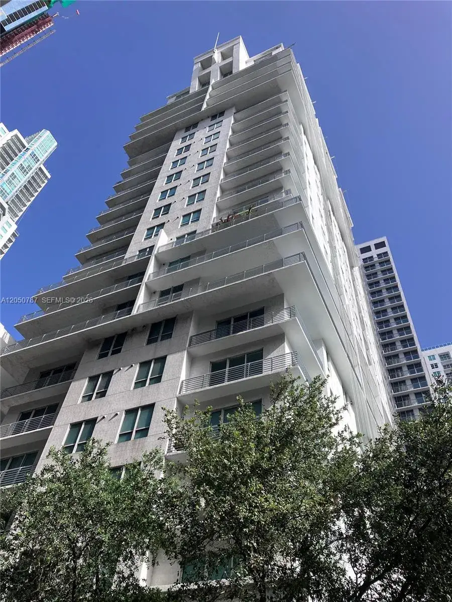 1 bedroom 1 bath Residential for sale at 234 NE 3rd St, Miami FL 33132