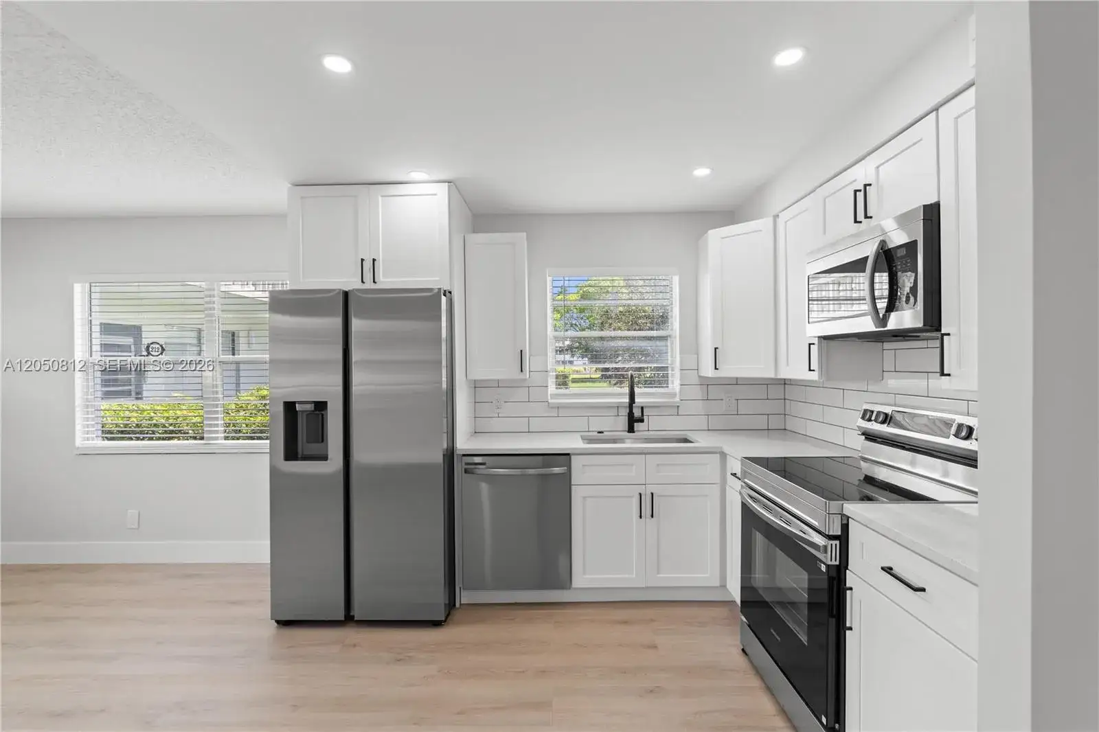 1 bedroom 1 bath Residential for sale at 213 N Oakridge N # 213, Deerfield Beach FL 33442