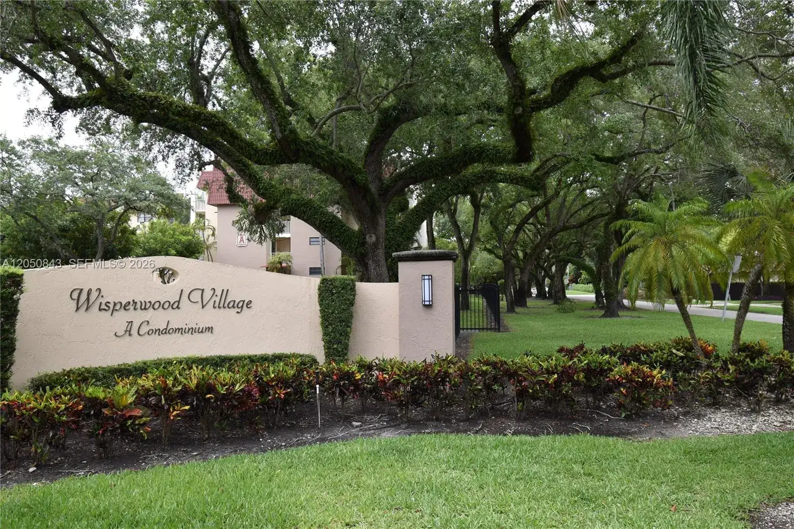 1 bedroom 1 bath Residential Lease for rent at 9301 SW 92nd Ave # 212B, Miami FL 33176