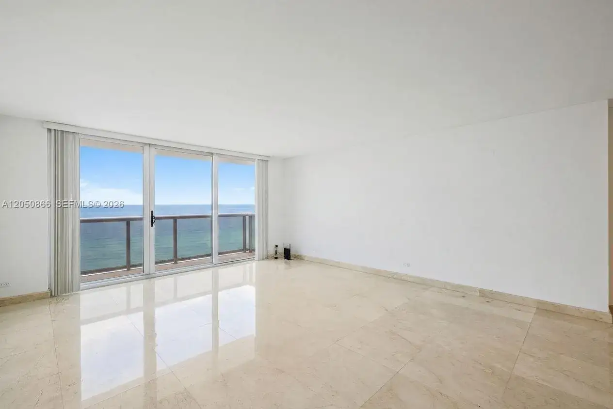 2 bedroom 2 bath Residential for sale at 6039 Collins Ave # 517, Miami Beach FL 33140