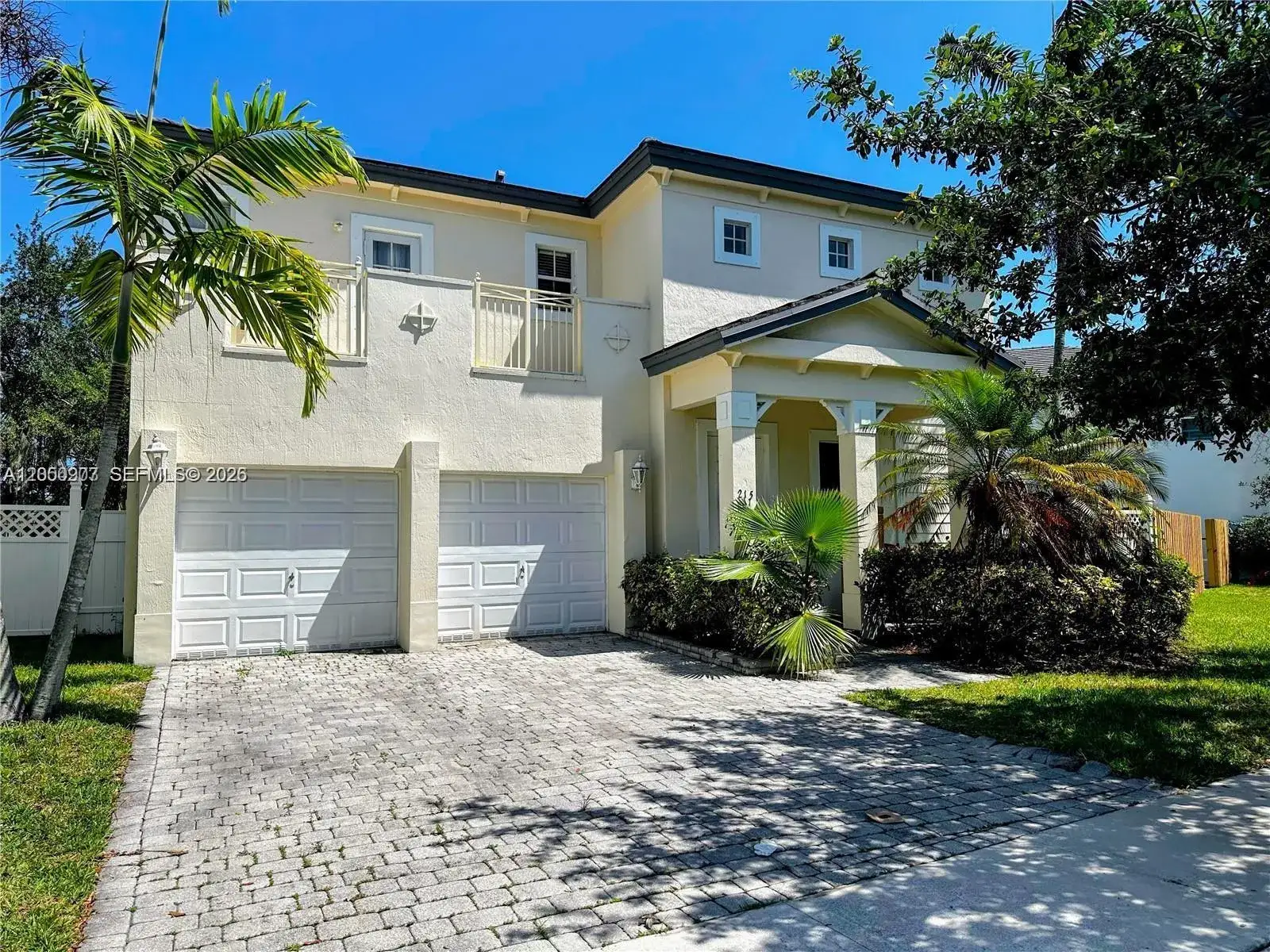 215 NE 32nd Ter, Homestead FL 33033