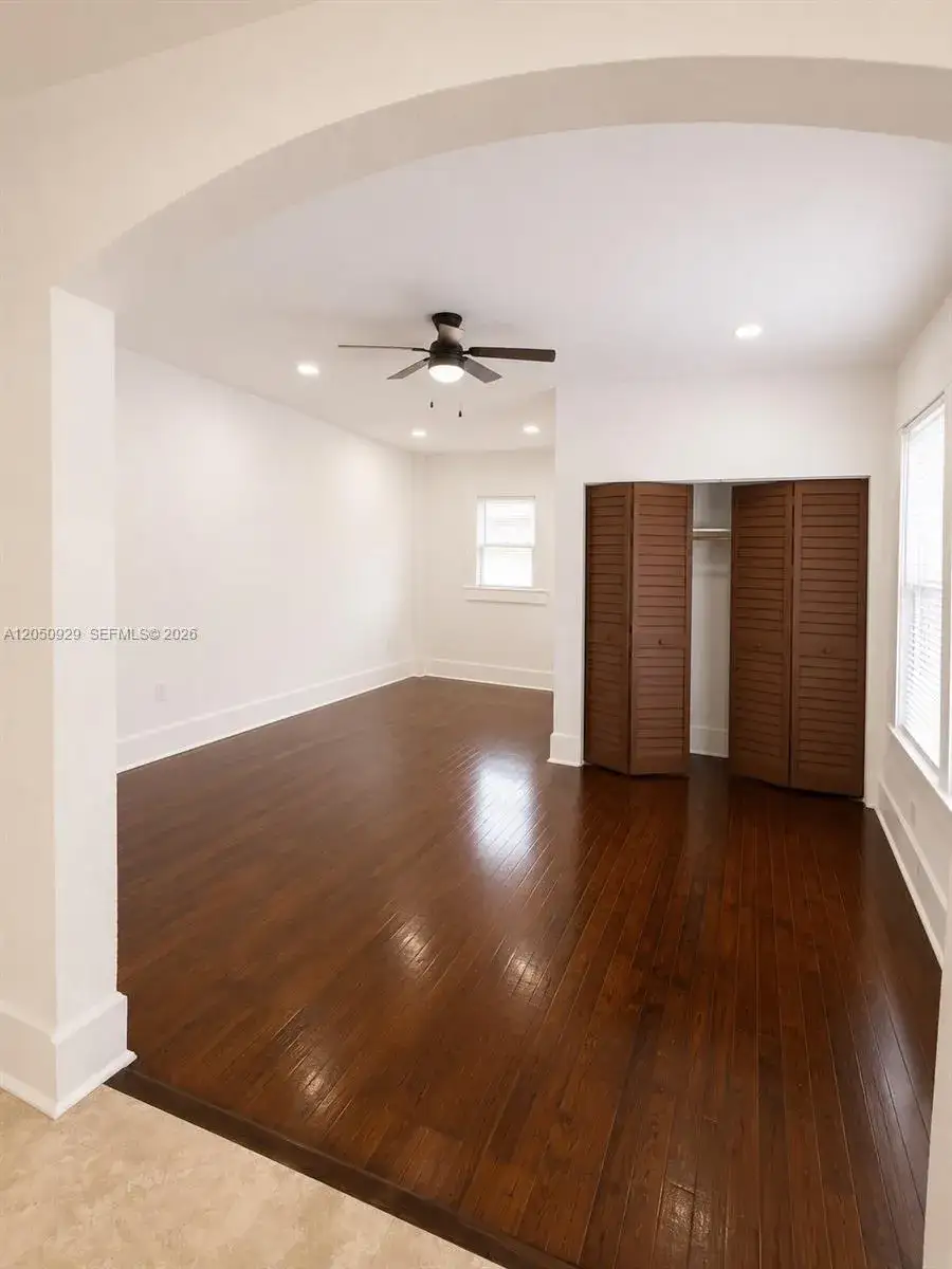 1 bath Residential Lease for rent at 1319 Meridian Ave # 208, Miami Beach FL 33139