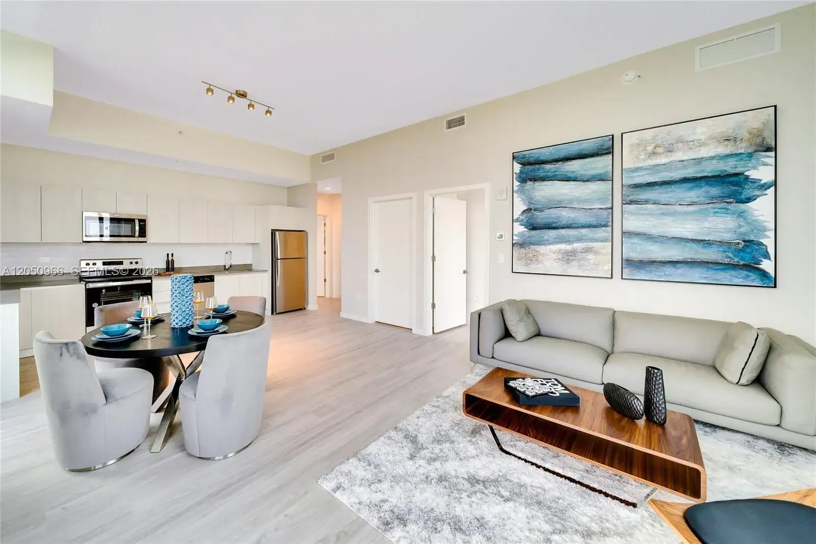 2 bedroom 2 bath Residential Lease for rent at 1809 Jackson St, Hollywood FL 33020