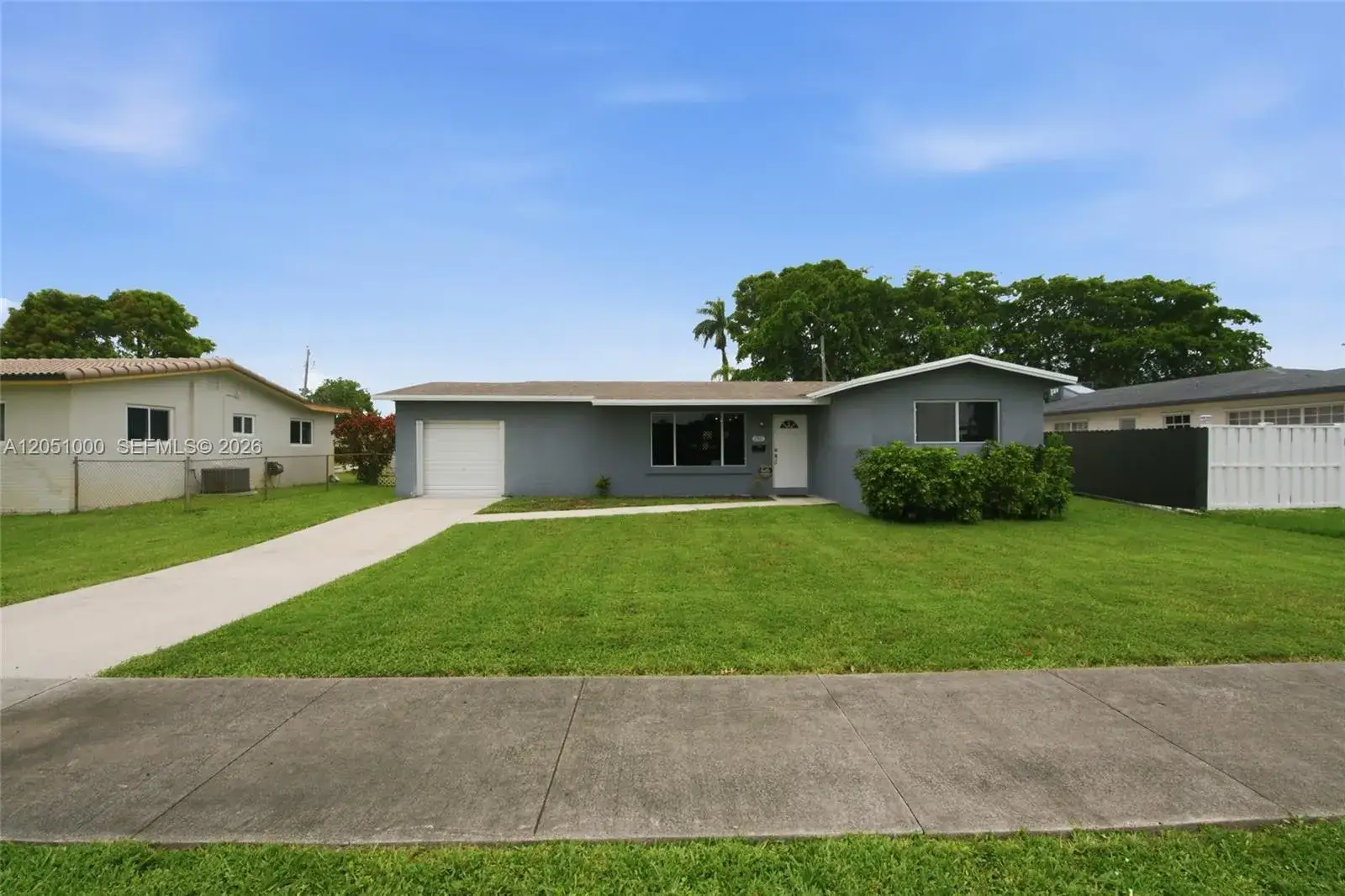 3 bedroom 2 bath Residential for sale at 2901 Cleveland St, Hollywood FL 33020