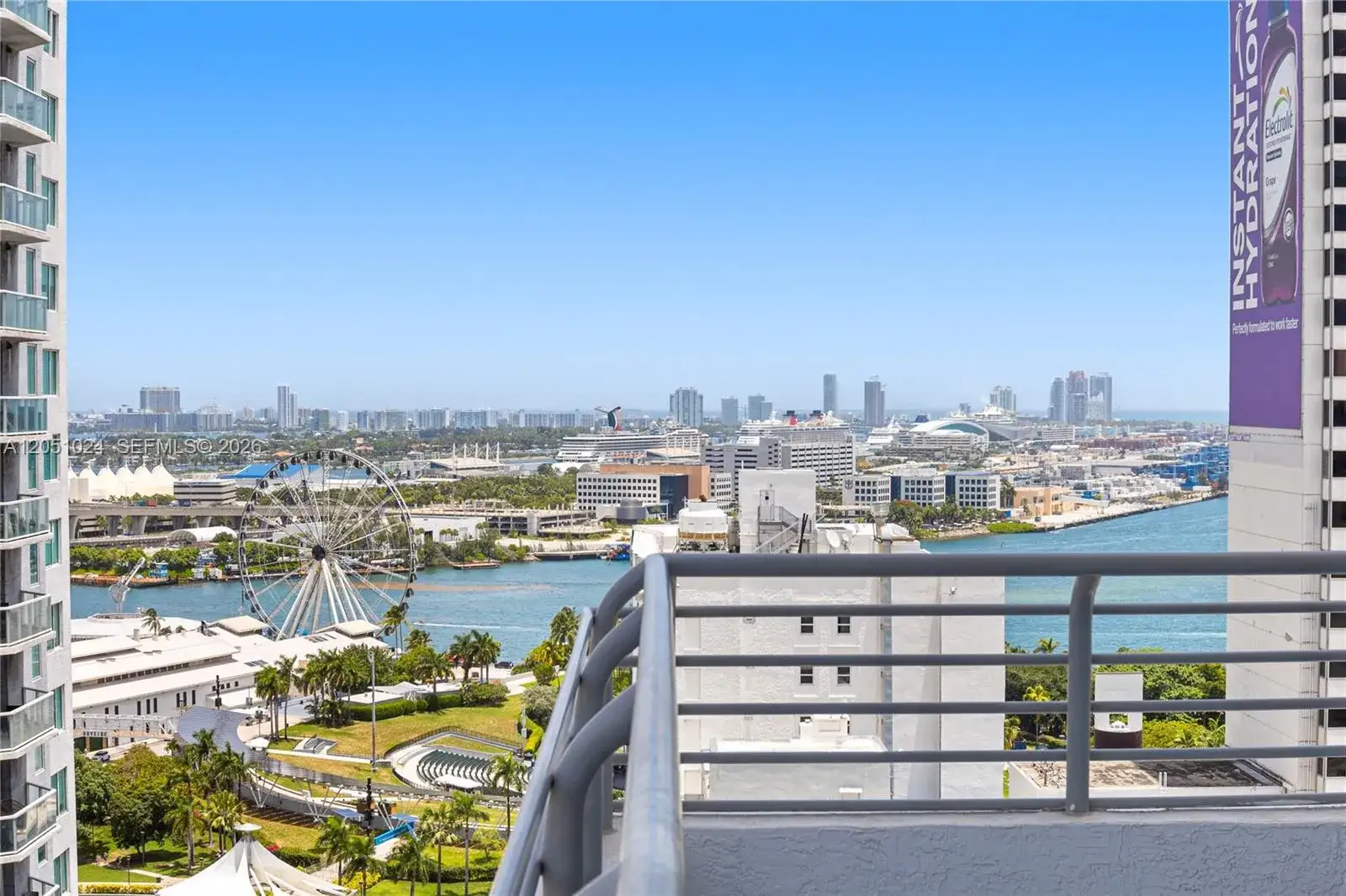 2 bedroom 2 bath Residential Lease for rent at 133 NE 2nd Ave # 2101, Miami FL 33132