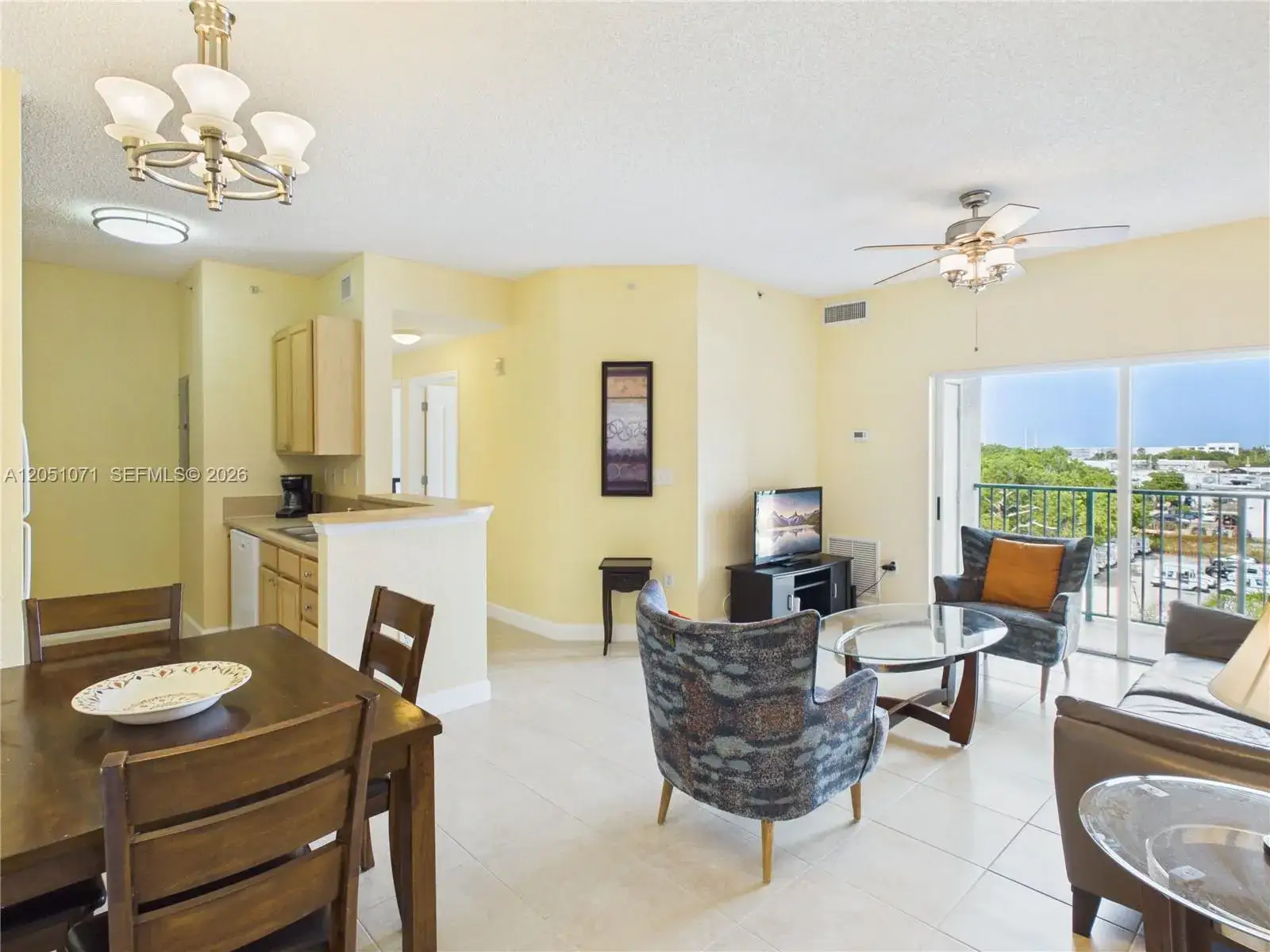 2 bedroom 1 bath Residential for sale at 6001 SW 70th St # 502, South Miami FL 33143
