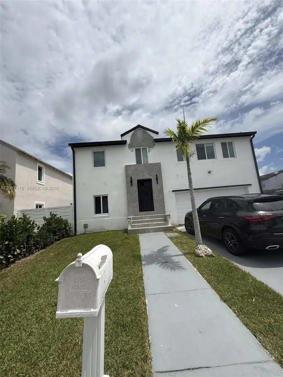 5 bedroom 4 bath Residential for sale at 11959 SW 269th Ter, Homestead FL 33032