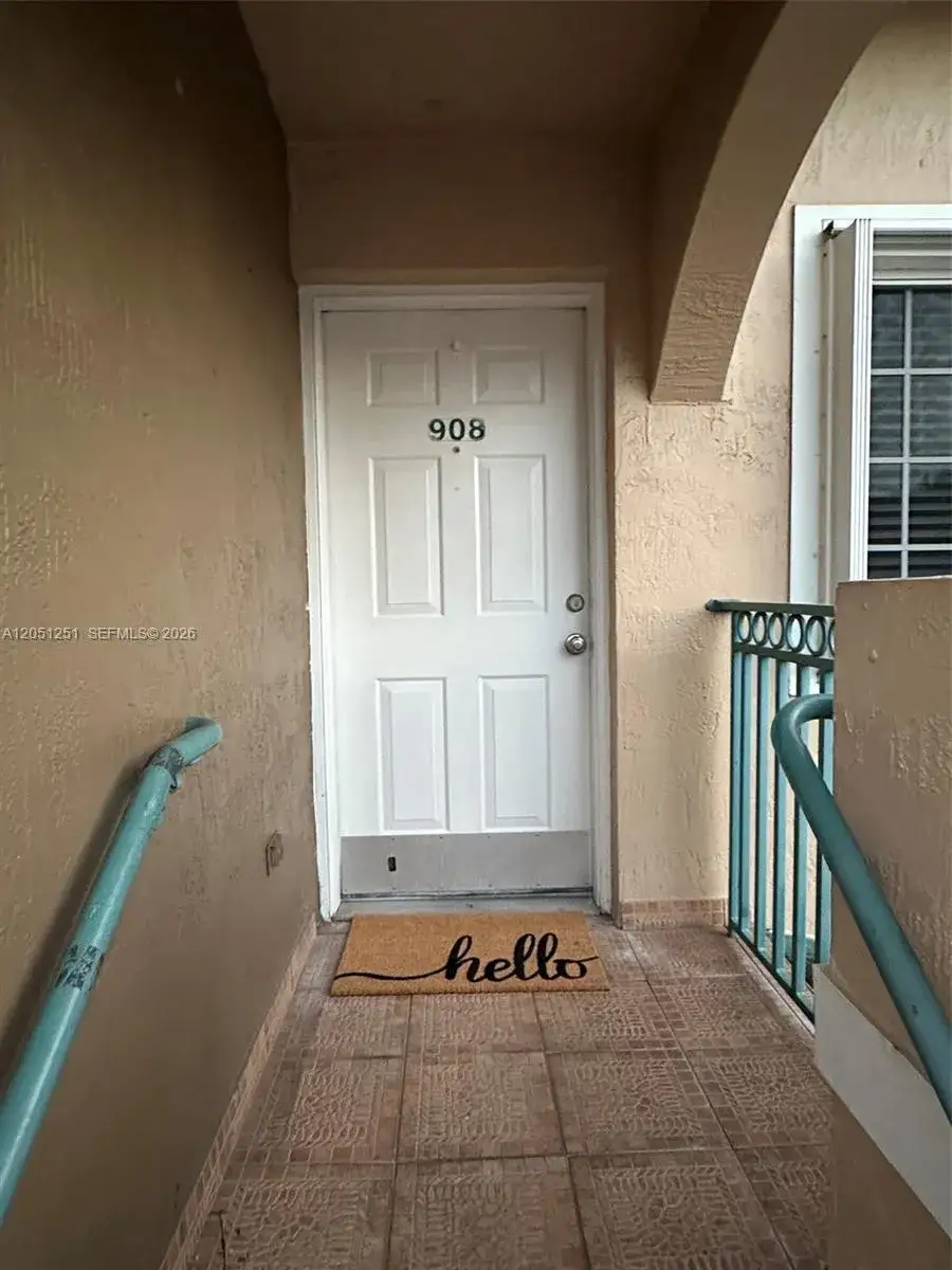 6466 SW 130th Pl # 908, Miami FL 33183
