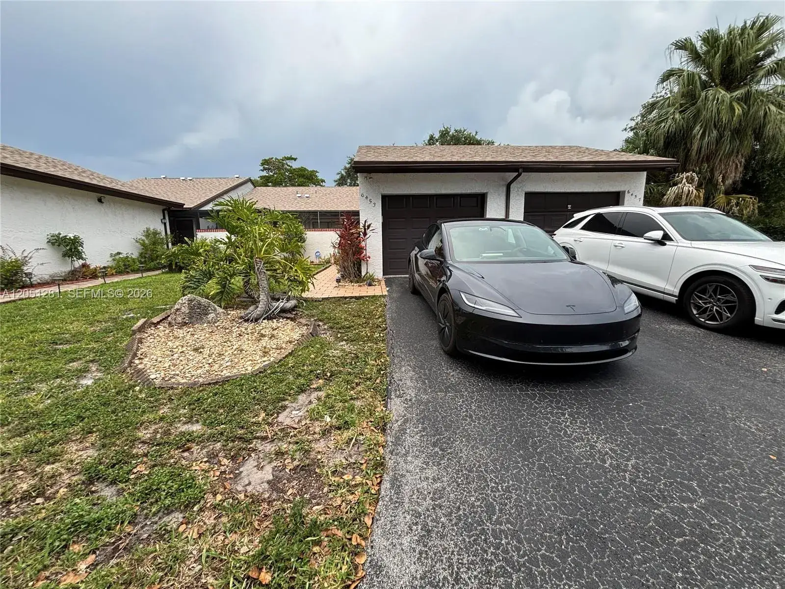 6453 W Pinehurst Cir W # B25, Tamarac FL 33321