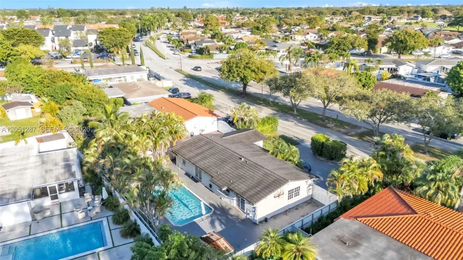 4 bedroom 2 bath Residential Lease for rent at 13231 SW 68th St, Miami FL 33183