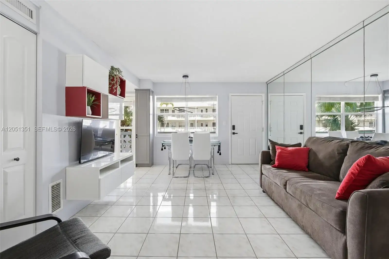 1 bedroom 1 bath Residential for sale at 3133 S Ocean Dr # 218, Hallandale Beach FL 33009