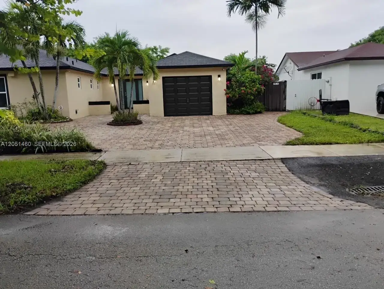 3 bedroom 3 bath Residential for sale at 6061 NW 198th Ter, Miami FL 33015