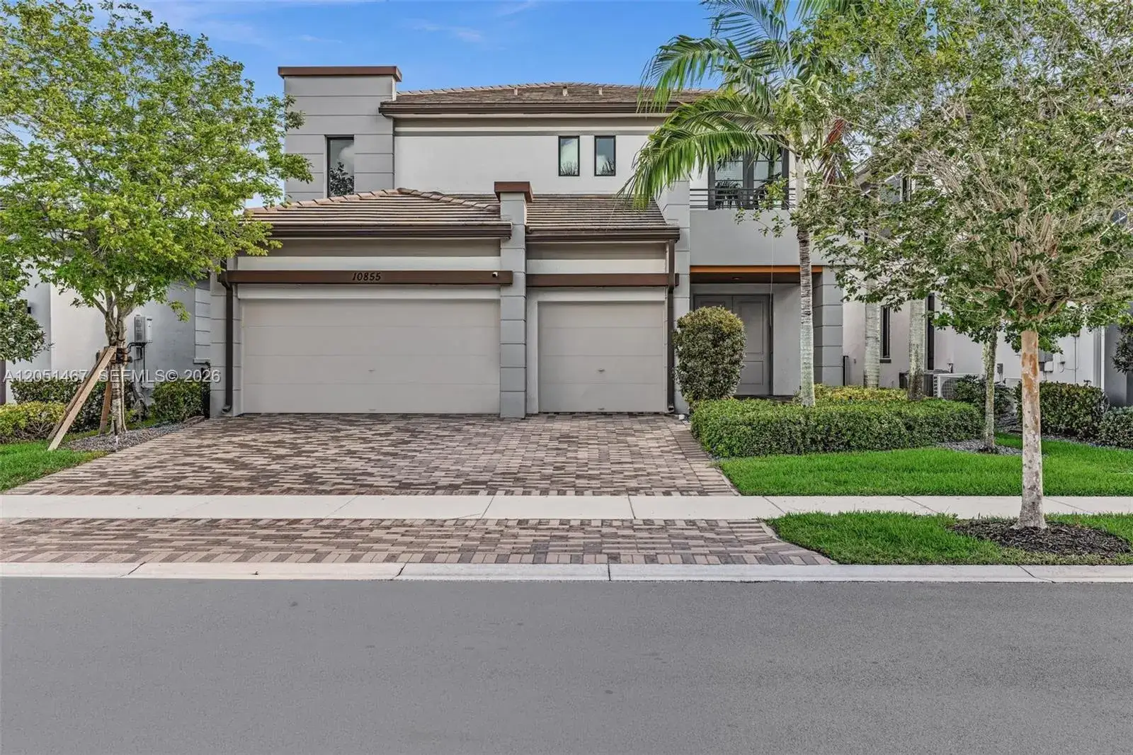 4 bedroom 4 bath Residential for sale at 10855 Pacifica Way, Parkland FL 33076