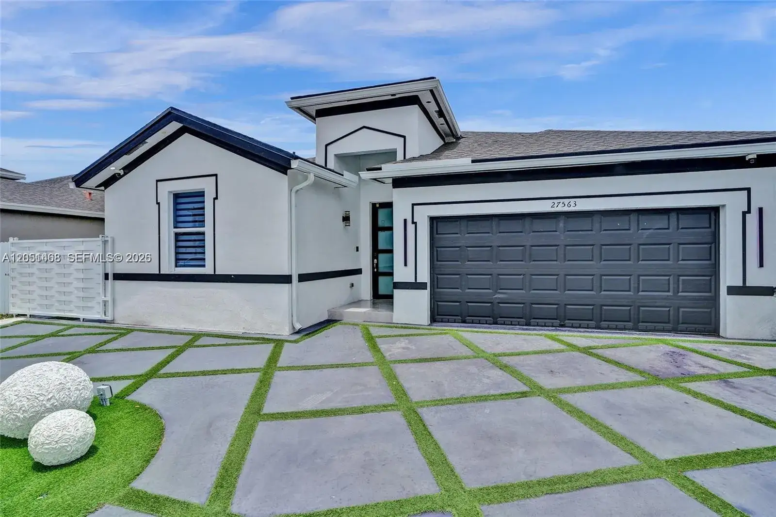3 bedroom 2 bath Residential for sale at 27563 SW 133rd Ave, Homestead FL 33032
