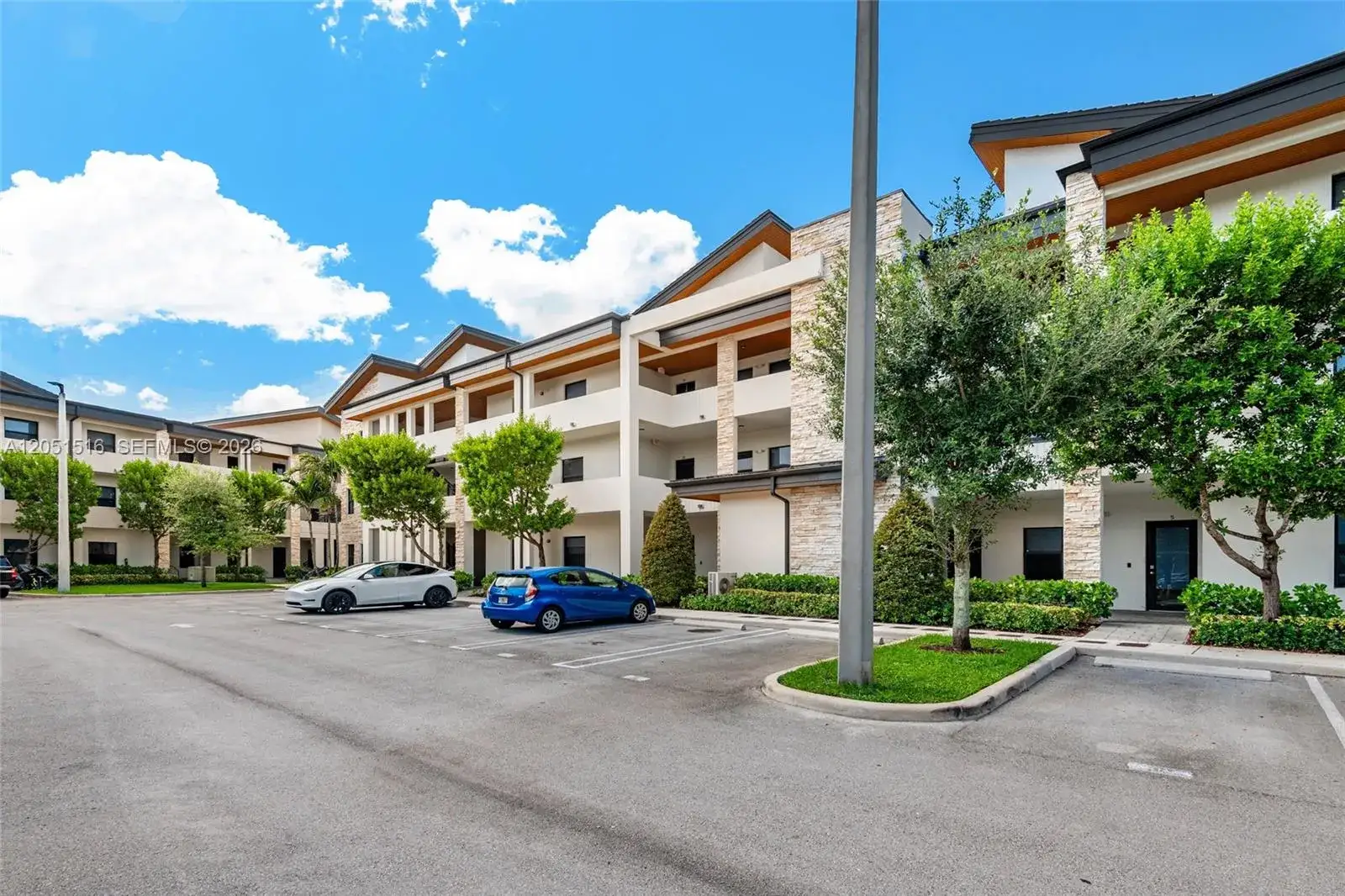 2 bedroom 2 bath Residential Lease for rent at 7815 NW 104th Ave # 34, Doral FL 33178