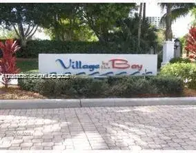 1 bedroom 1 bath Residential for sale at 3245 NE 184th St # 13111, Aventura FL 33160