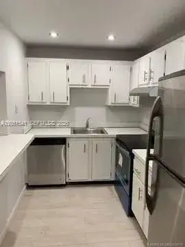 1 bedroom 1 bath Residential for sale at 4168 Inverrary Dr # 305, Lauderhill FL 33319