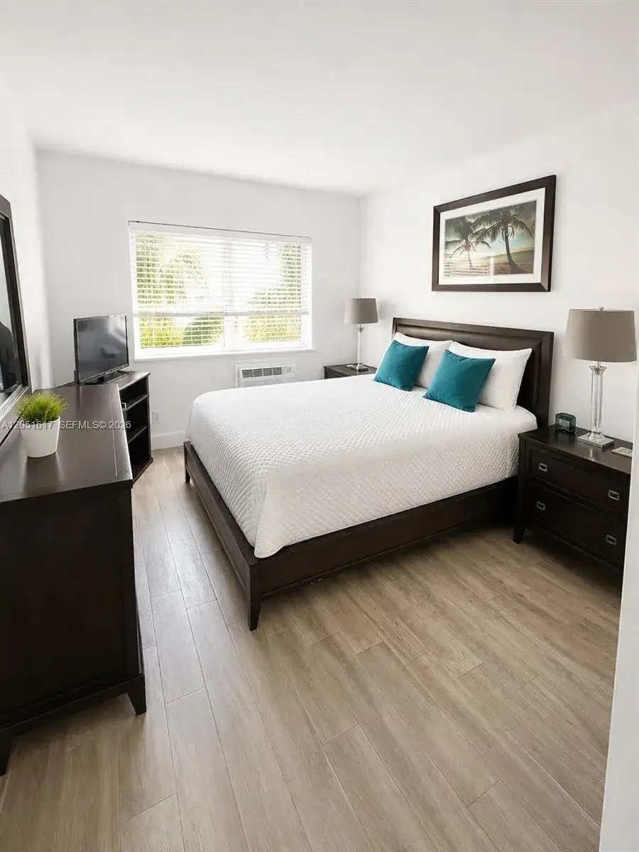 2 bedroom 1 bath Residential Lease for rent at 508 Antioch Ave # 16, Fort Lauderdale FL 33304