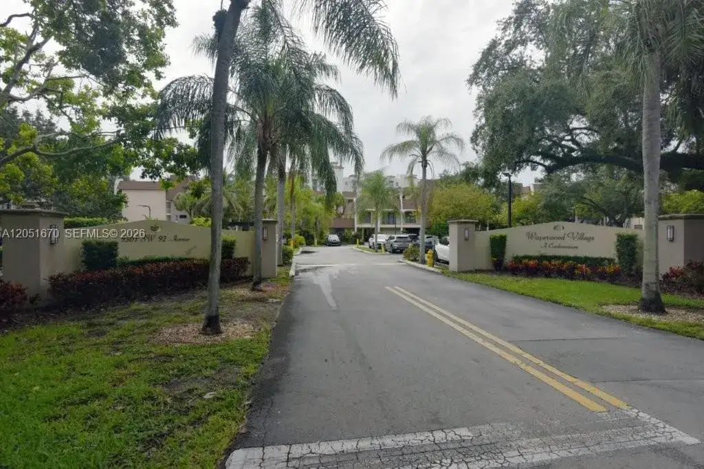 2 bedroom 2 bath Residential Lease for rent at 9301 SW 92nd Ave # 219C, Miami FL 33176