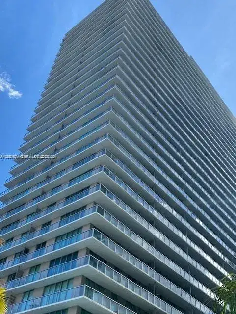 1 bedroom 1 bath Residential for sale at 79 SW 12th St, Miami FL 33130