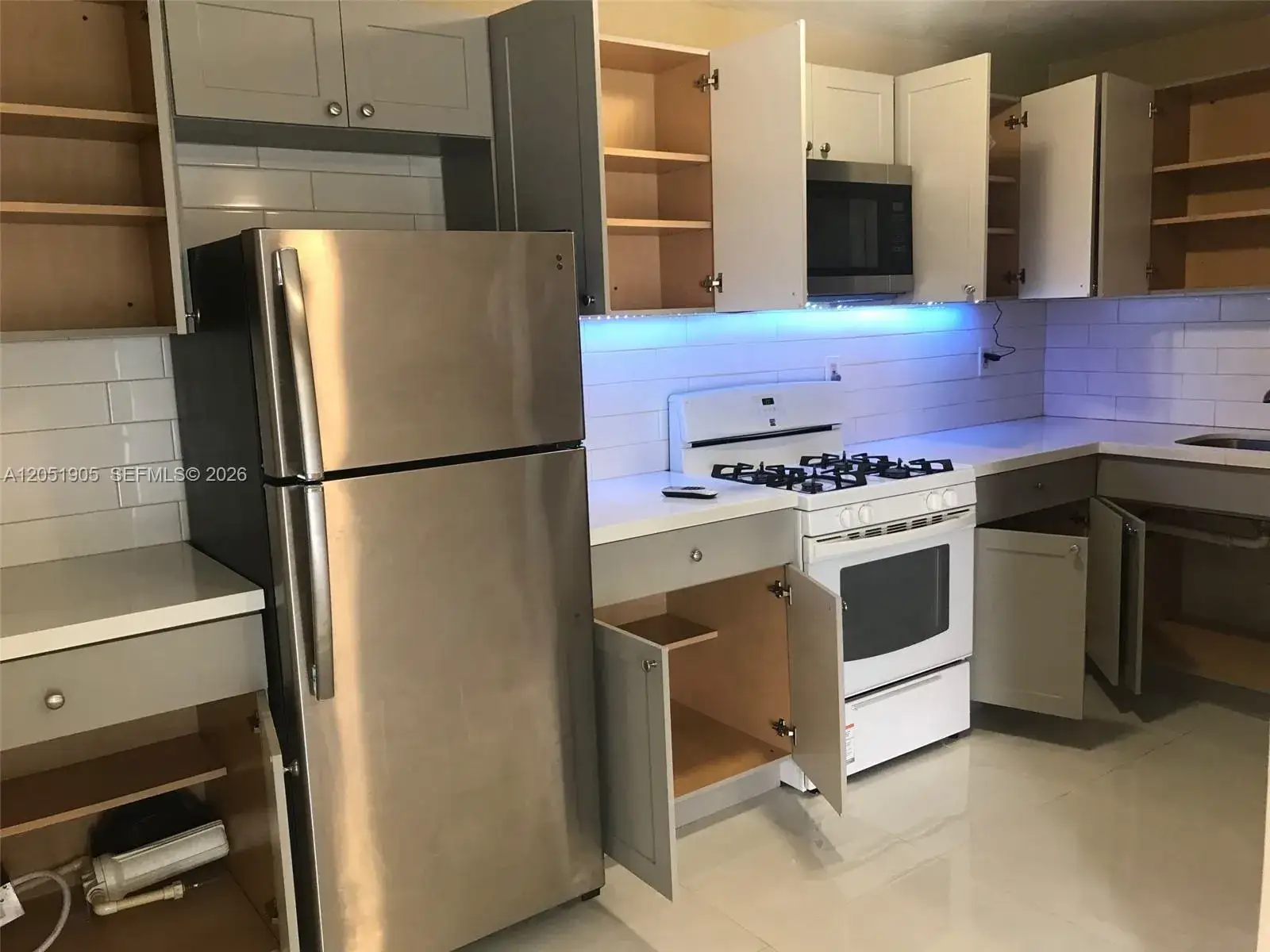 1 bedroom 1 bath Residential for sale at 4550 SW 67th Ave # 7, Miami FL 33155