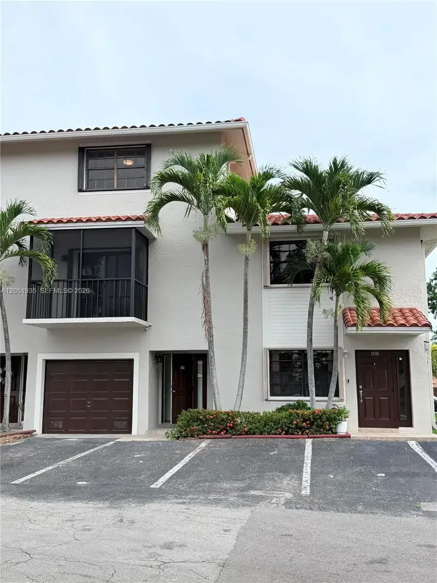3 bedroom 3 bath Residential for sale at 9850 Hammocks Blvd # 107, Miami FL 33196
