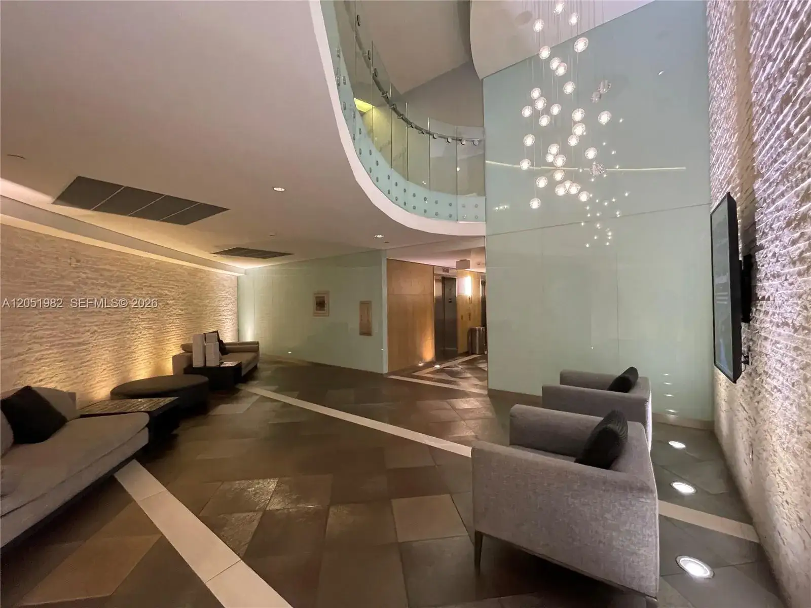 2 bedroom 2 bath Residential for sale at 92 SW 3rd St # 5012, Miami FL 33130