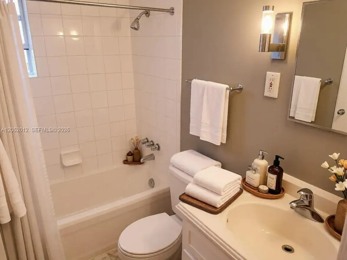 3 bedroom 1 bath Residential Lease for rent at 1227 SW 4th Ave # 0, Gainesville FL 32601