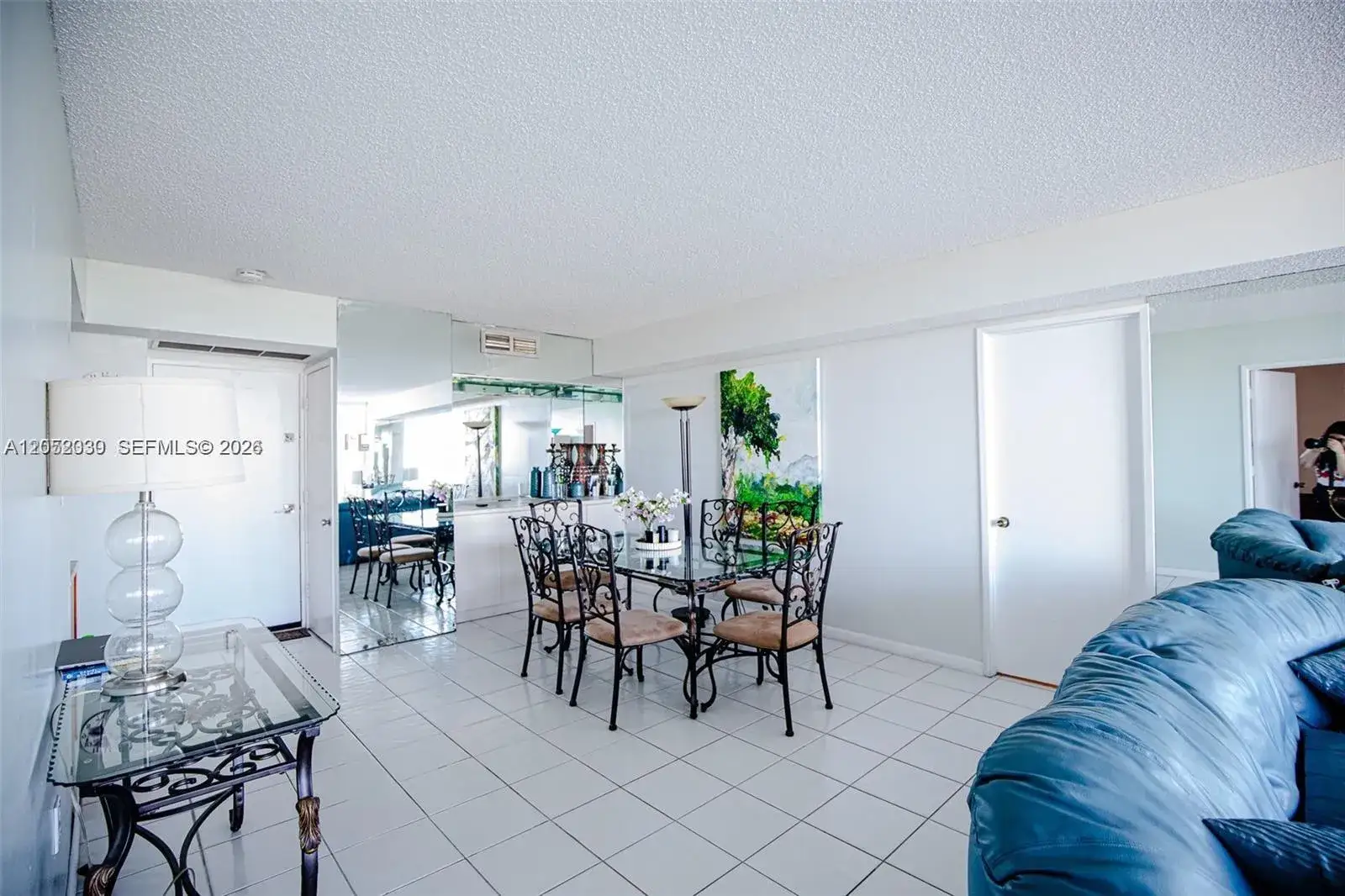 2 bedroom 2 bath Residential Lease for rent at 3701 N Country Club Dr # 902, Aventura FL 33180