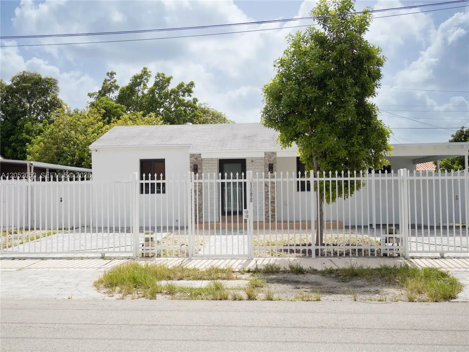 1600 NW 29th Ave, Miami FL 33125