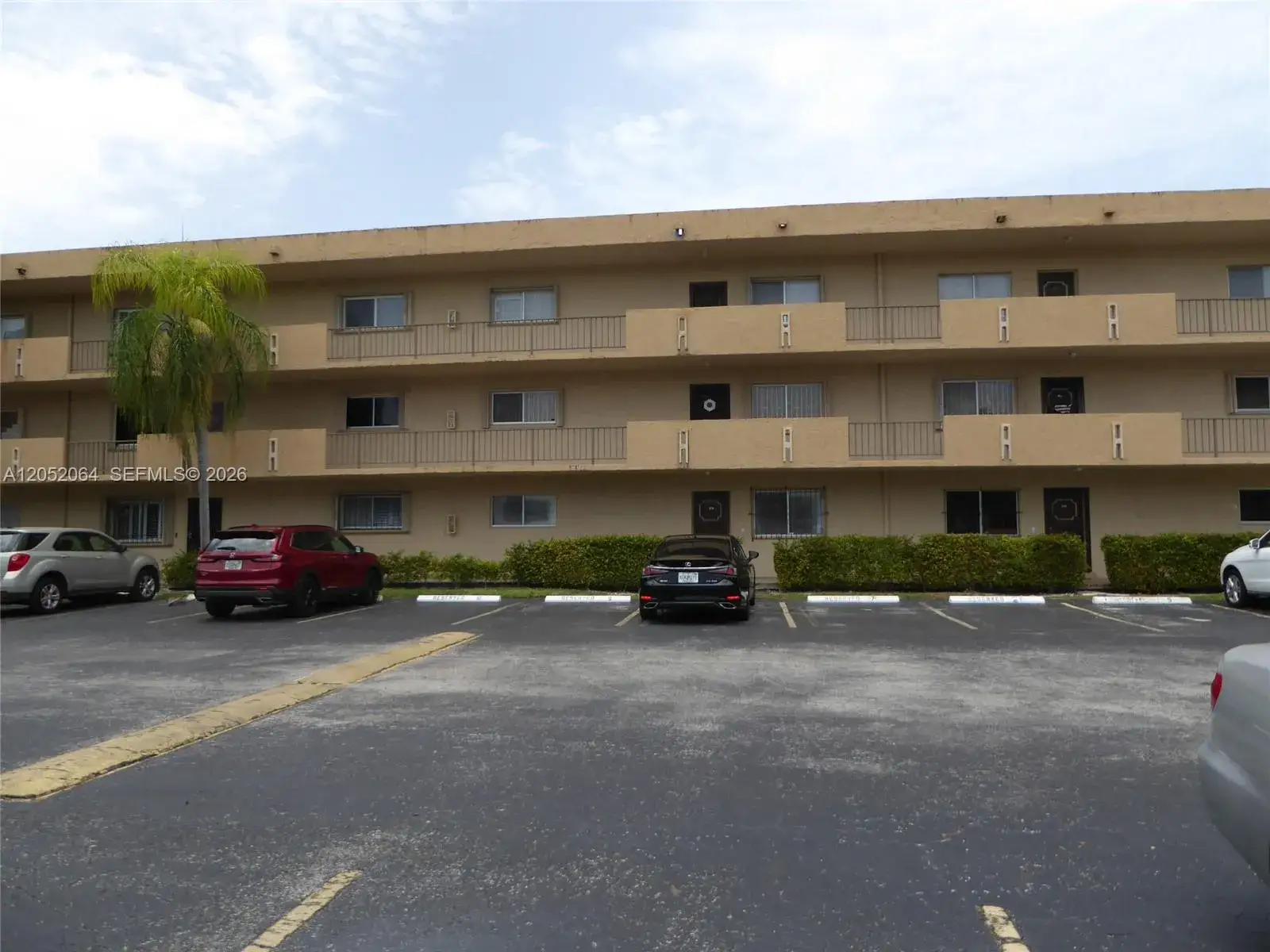 2 bedroom 2 bath Residential for sale at 8401 SW 107th Ave # 130E, Miami FL 33173
