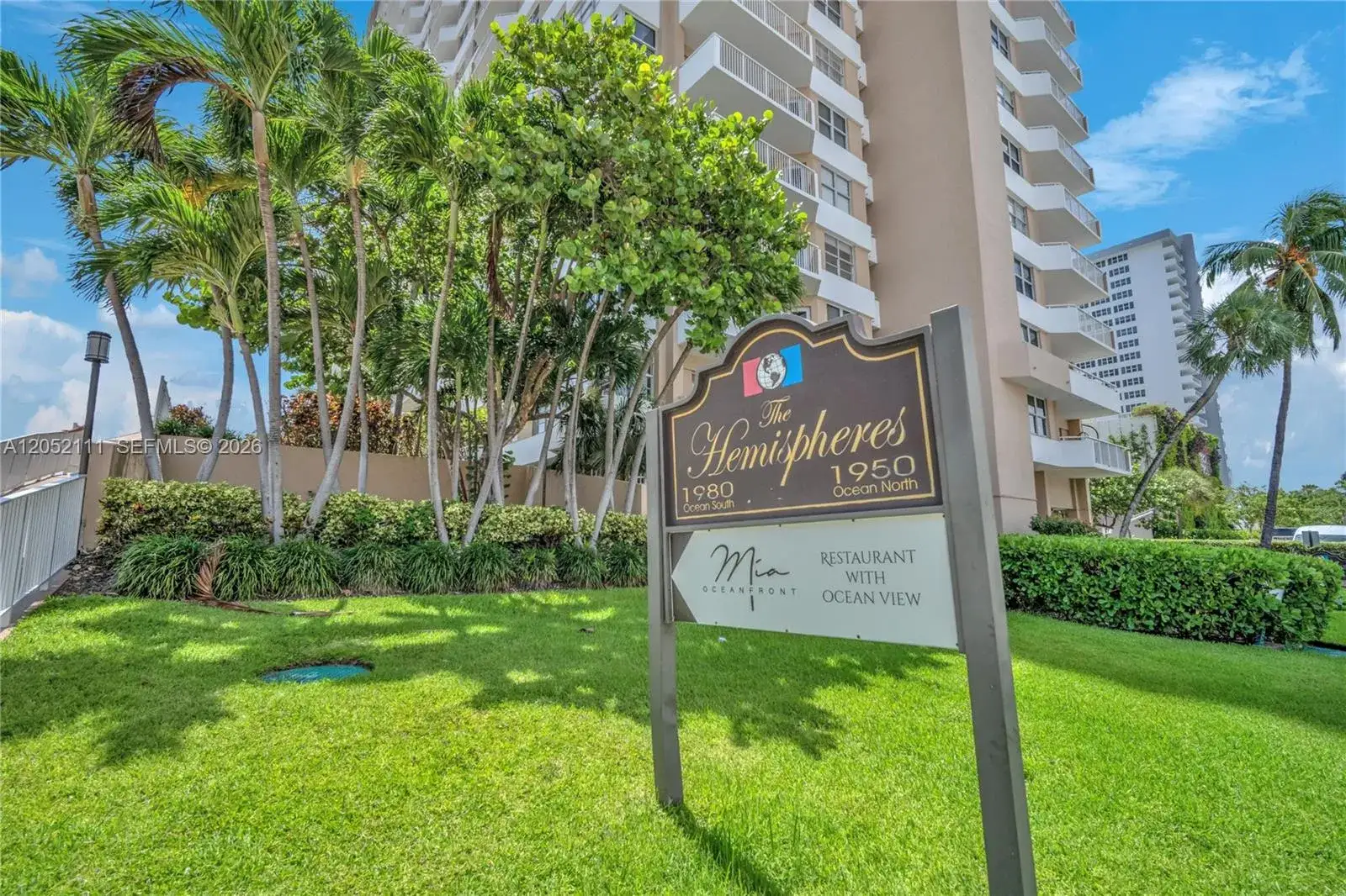 1 bedroom 1 bath Residential for sale at 1950 S Ocean Dr, Hallandale Beach FL 33009