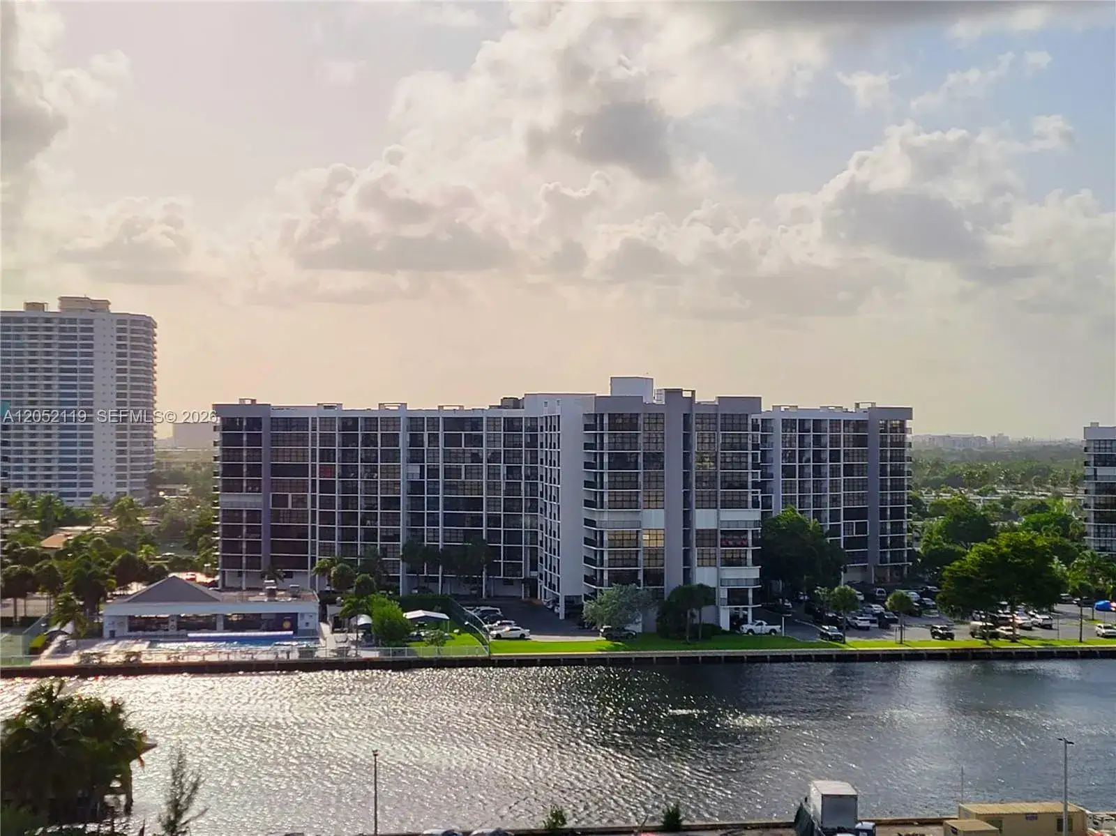 2 bedroom 2 bath Residential for sale at 3505 S Ocean Dr # 901, Hollywood FL 33019