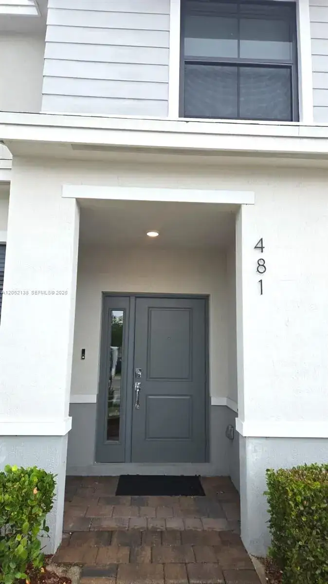 3 bedroom 3 bath Residential Lease for rent at 481 NE 12th St, Florida City FL 33034