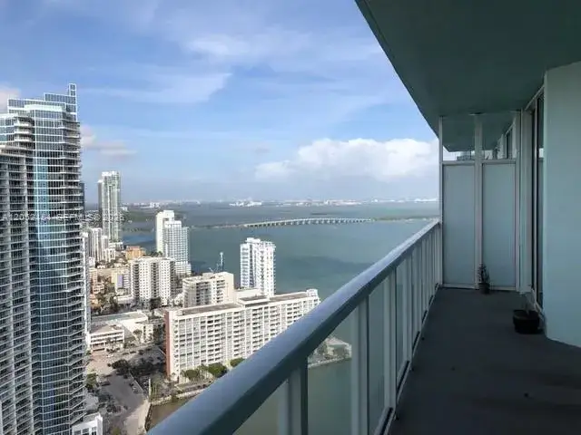 2 bedroom 2 bath Residential Lease for rent at 1900 N Bayshore Dr # 3814, Miami FL 33132